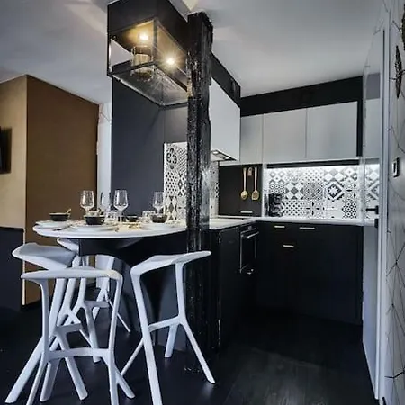 Petit Ecrin Confortable Au Pied Cathedrale ! Apartamento *